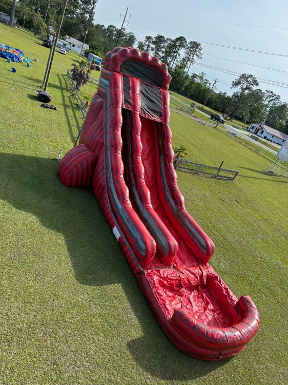 24FT SINGLE LANE RED SLIDE with HUGE POOL