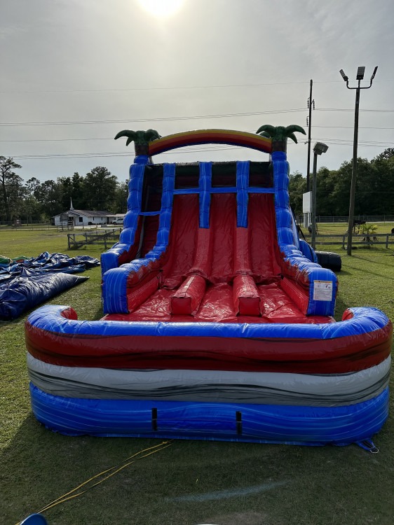 20Ft TRIPLE LANE SLIDE W/ HUGE POOL